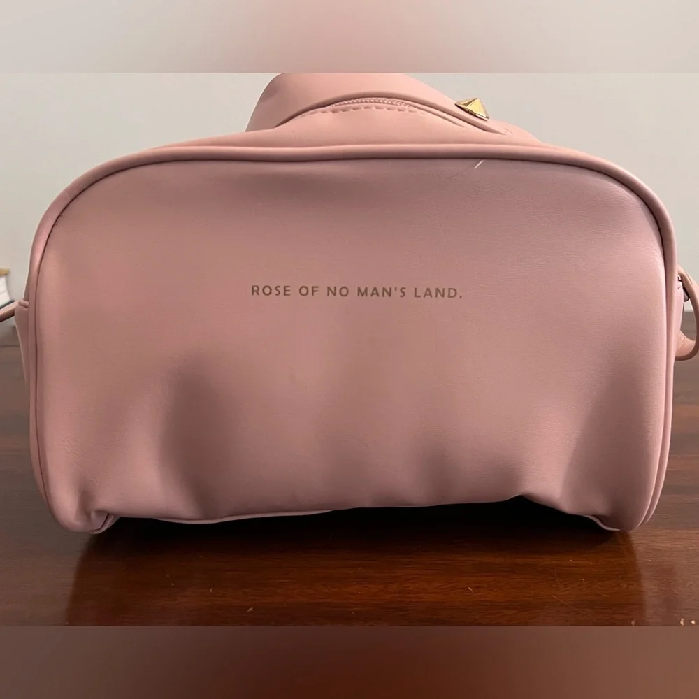 Rose of No Man’s Land Pink Cosmetic Bag – New —No Tag 🏷️